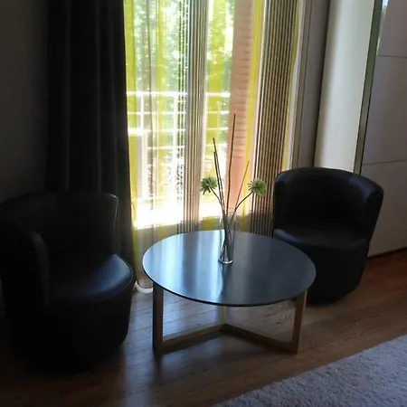 La Muse לינה וארוחת בוקר Mostuéjouls