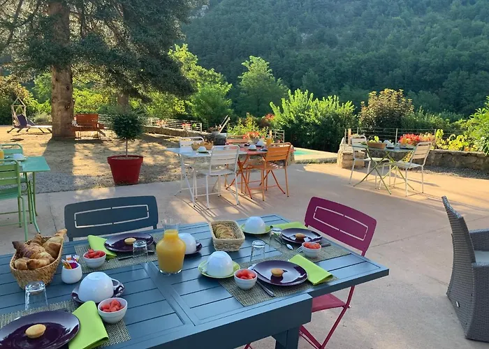 La Muse Мостюежуль