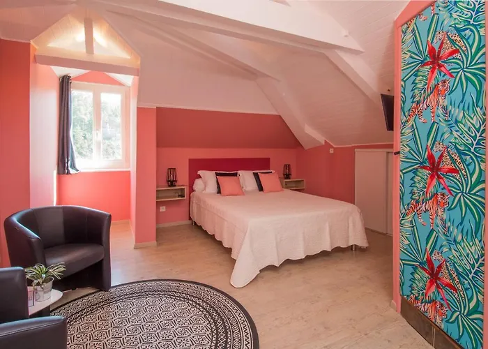 La Muse Мостюежуль