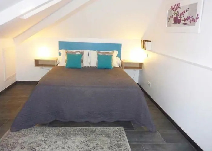 La Muse Мостюежуль