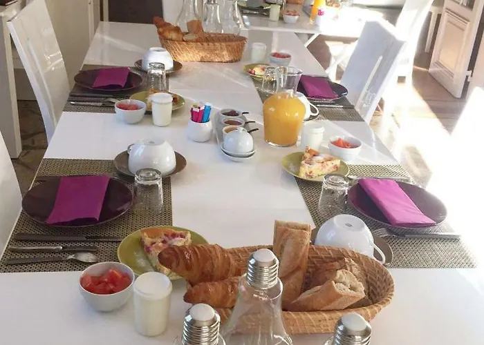 La Muse Мостюежуль